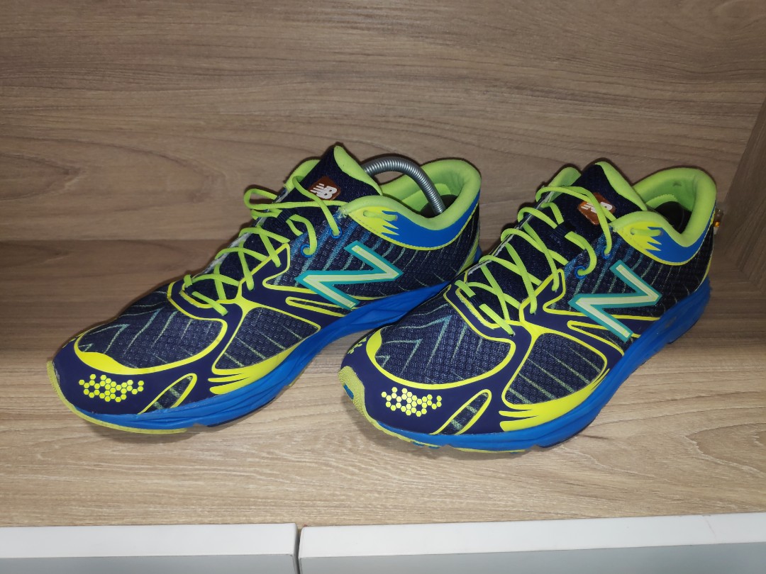 New balance glow in the dark running shoes discount