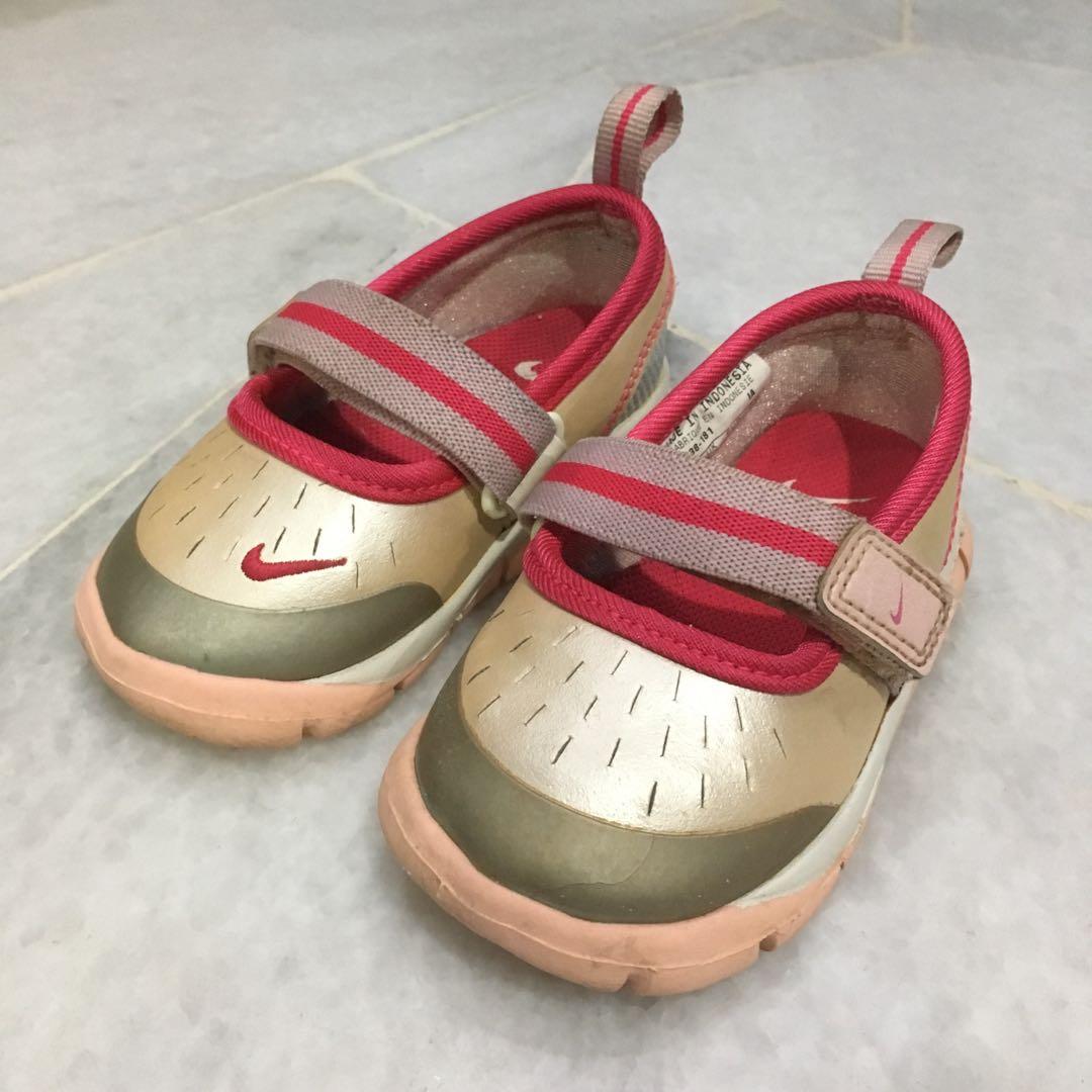 kasut nike baby
