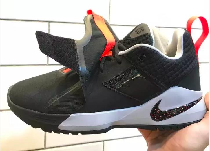 Nike lebron ambassador xi top