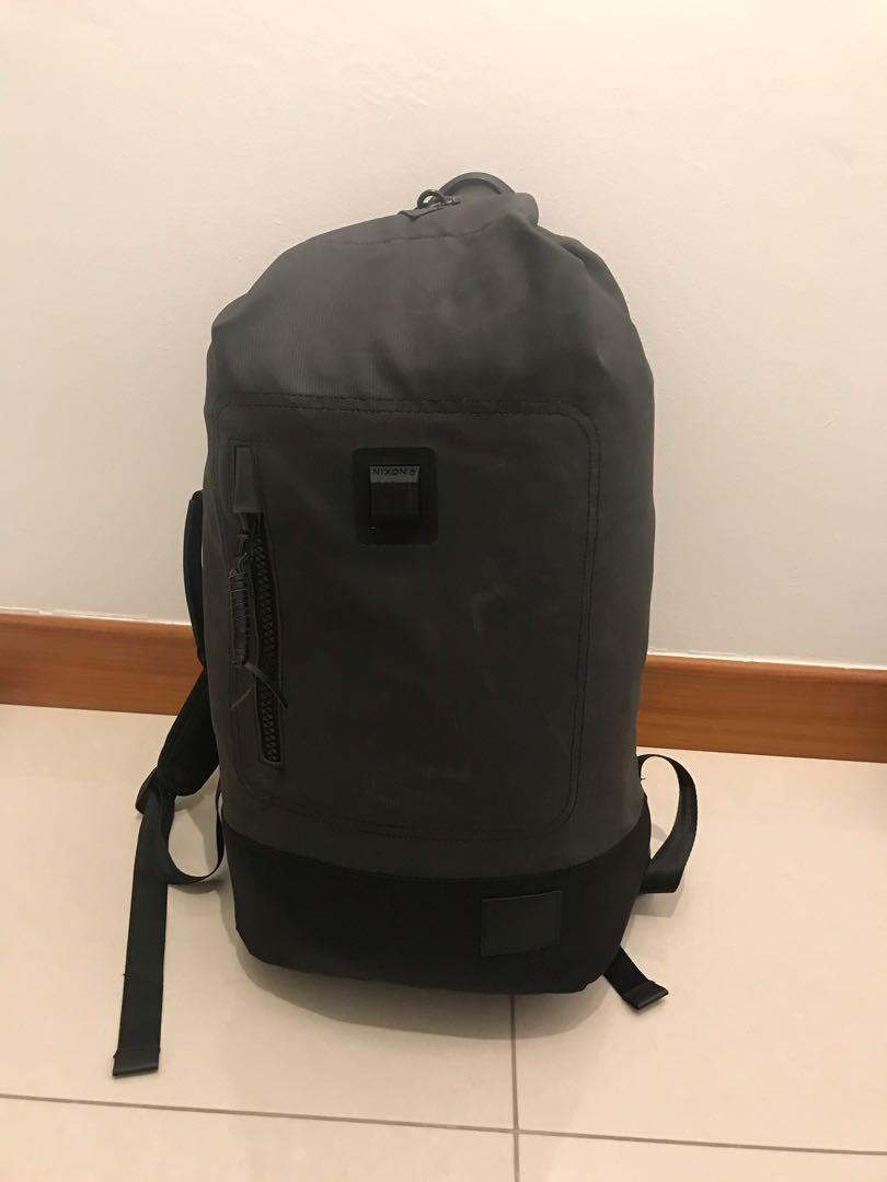 nixon laptop bag
