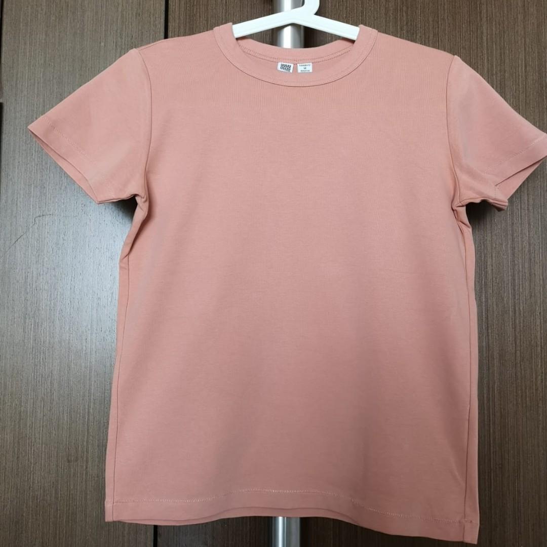 uniqlo crew neck t shirt