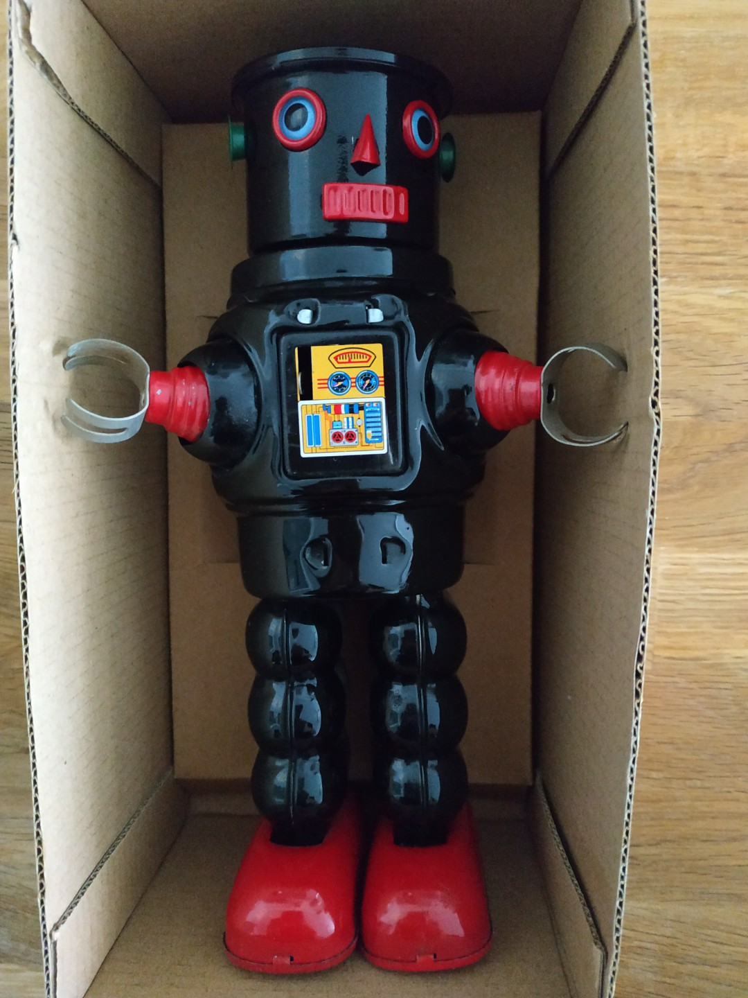 vintage mechanical robot toy, Hobbies & Toys, Toys & Games on Carousell