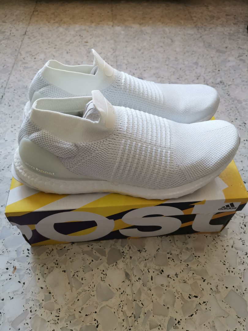 Ultra boost laceless undyed top