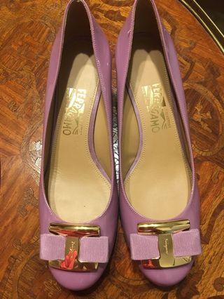 Ferragamo Purple Heels S10