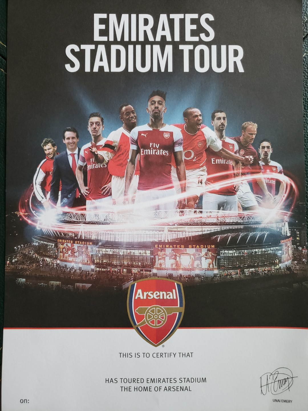 Arsenal Emirates Stadium Tour certificate, 票券, 本地景點門票及交通 Carousell