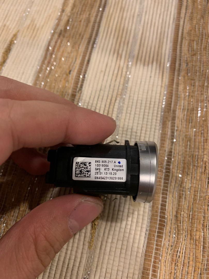 Audi Engine Start Stop Push Button (Category: Auto Accessories) located in Kuala Lumpur. Submitted by davidting89 (Listing ID 231295004, Image 2). Description: Used original audi engine start stop push button 8K0905217A.