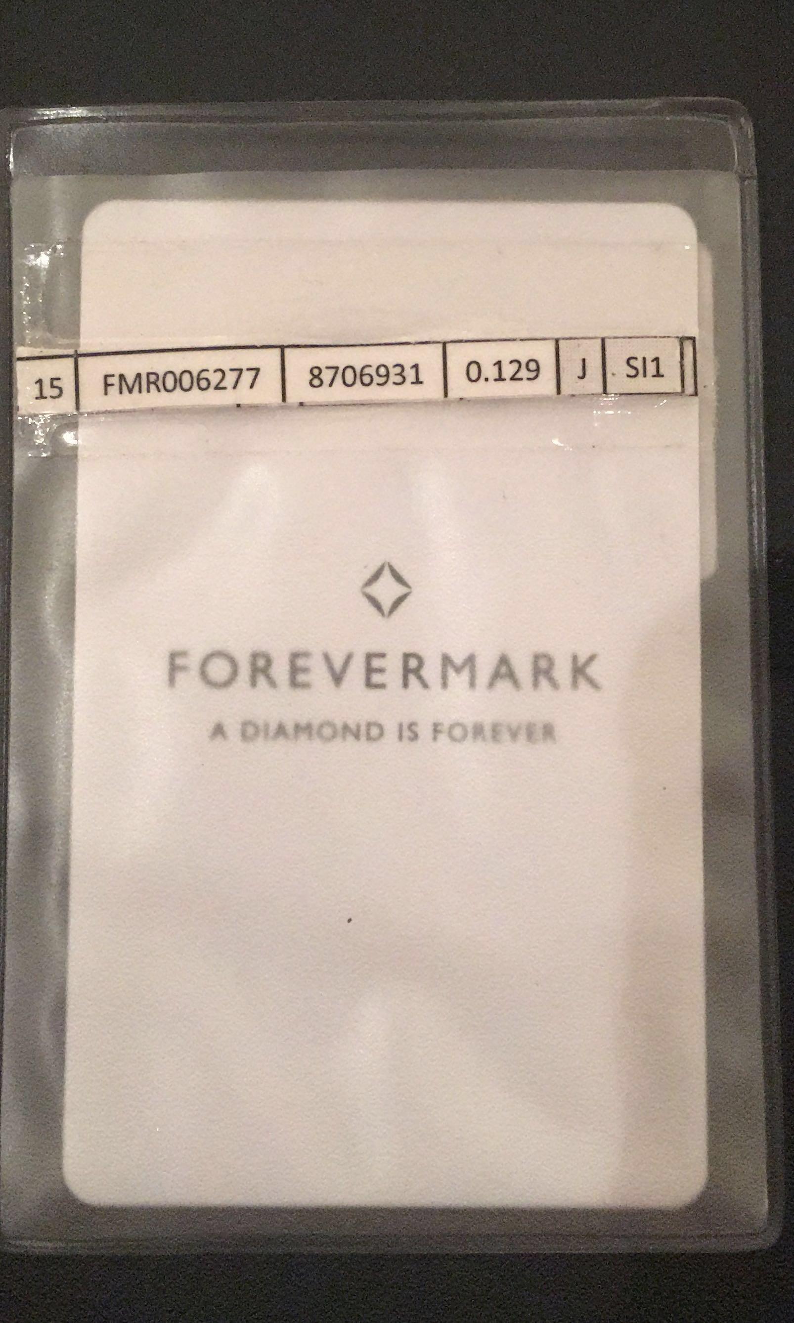 Diamond Platinum Diamond Ring with Forevermark Diamond Certificate