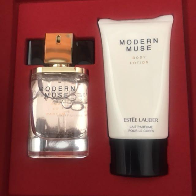 estee lauder modern muse set