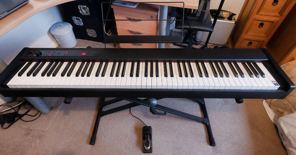 Korg D1 W Stand Music Media Music Instruments On Carousell