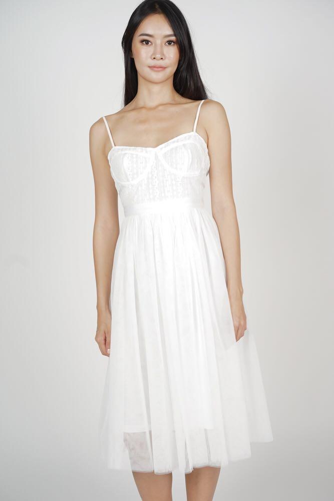 MDS Women Daisy Patterned Belted Chiffon Dress - White - Neuss main image 1