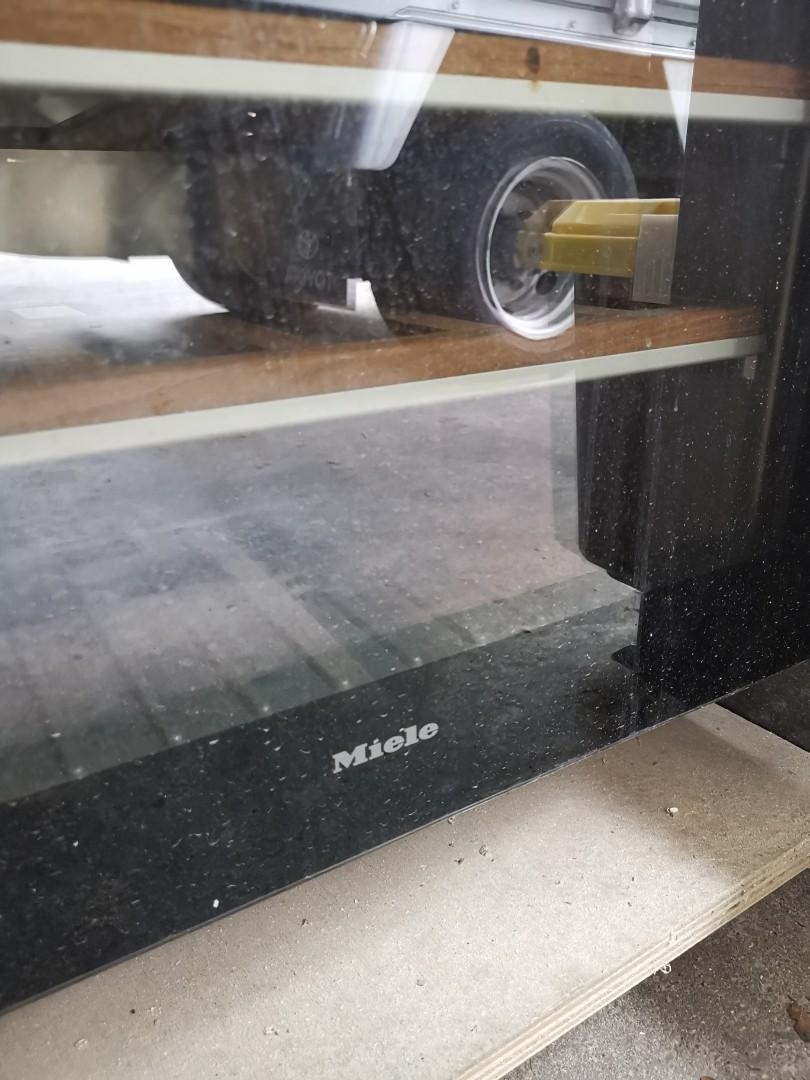 Miele undercounter dualzone wine storage, TV & Home Appliances