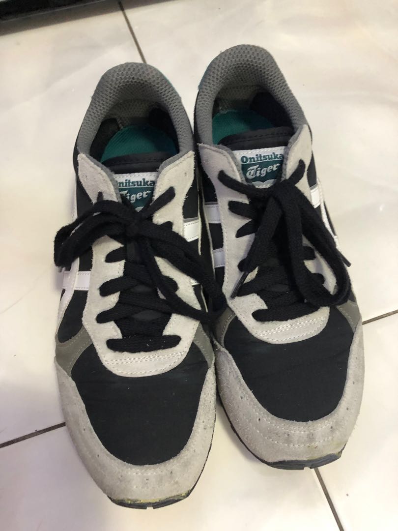 Onitsuka tiger, Women's Fashion, Footwear, Sneakers on Carousell