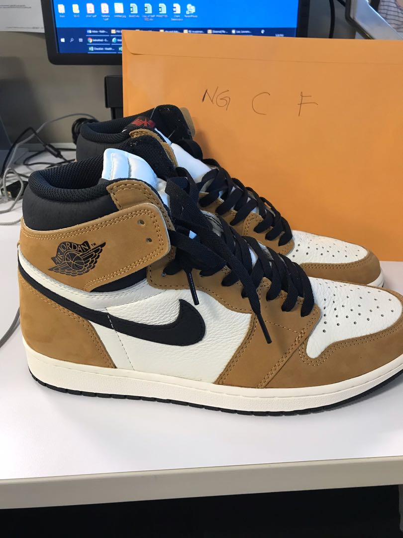 rookie of the year aj1