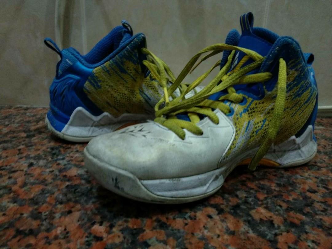 Sepatu Basket Anta Klay Thompson Olah Raga Perlengkapan Olahraga Lainnya Di Carousell