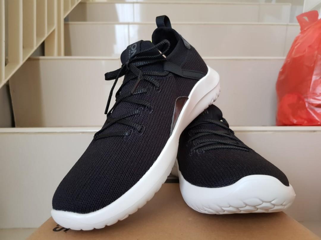 sepatu ultra go