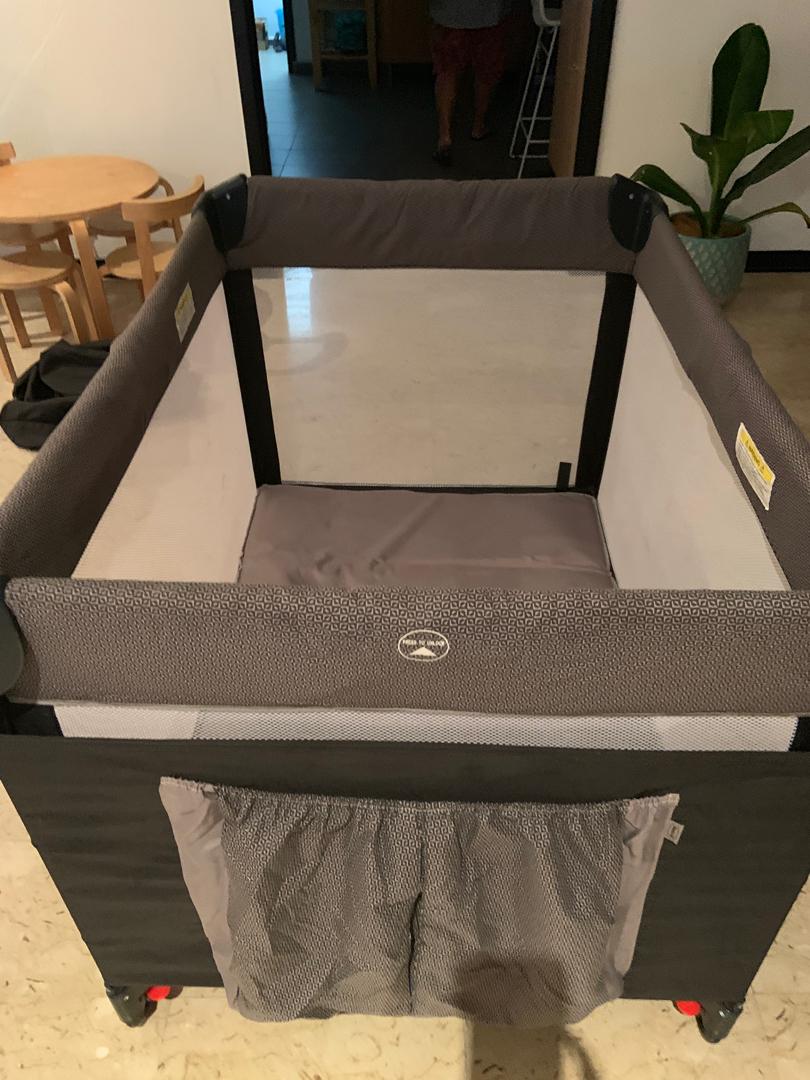 Steelcraft portacot, Babies & Kids, Baby Nursery & Kids Furniture