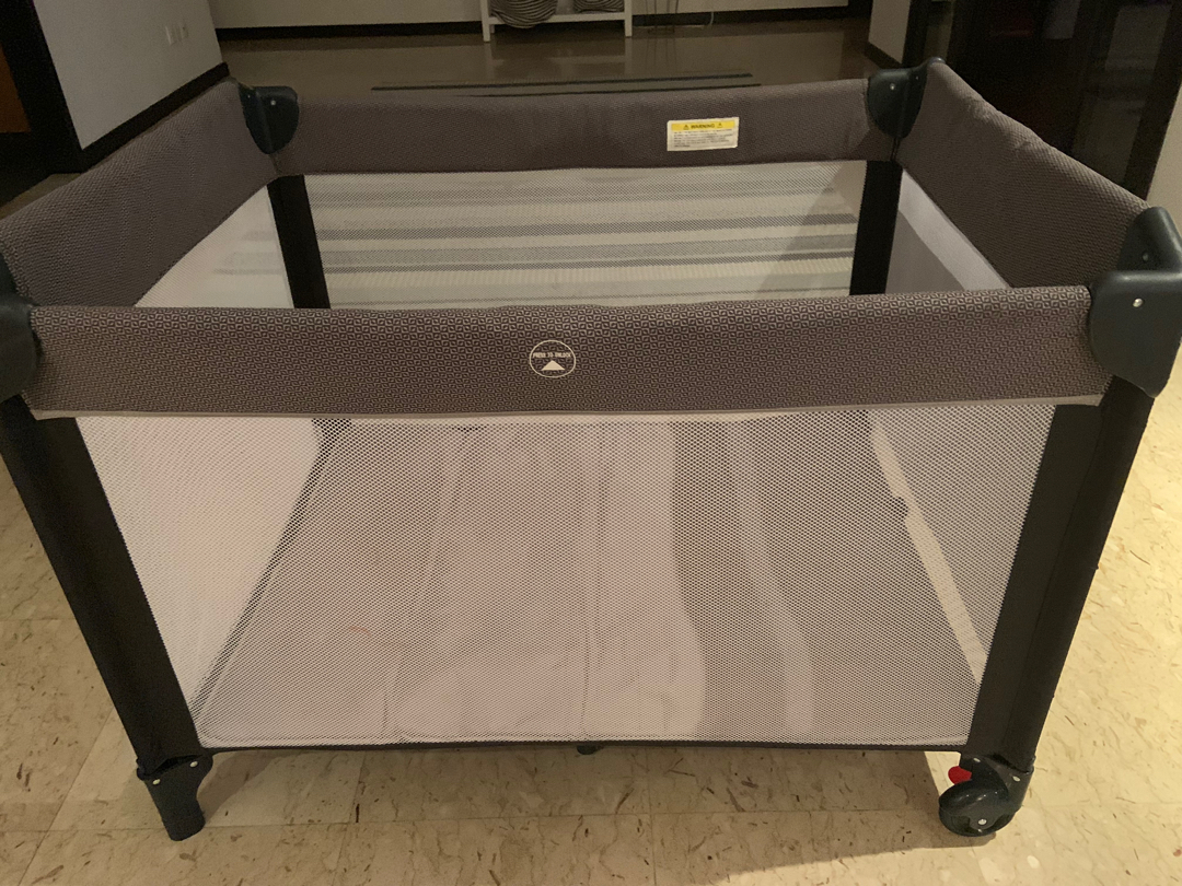 Steelcraft portacot, Babies & Kids, Baby Nursery & Kids Furniture