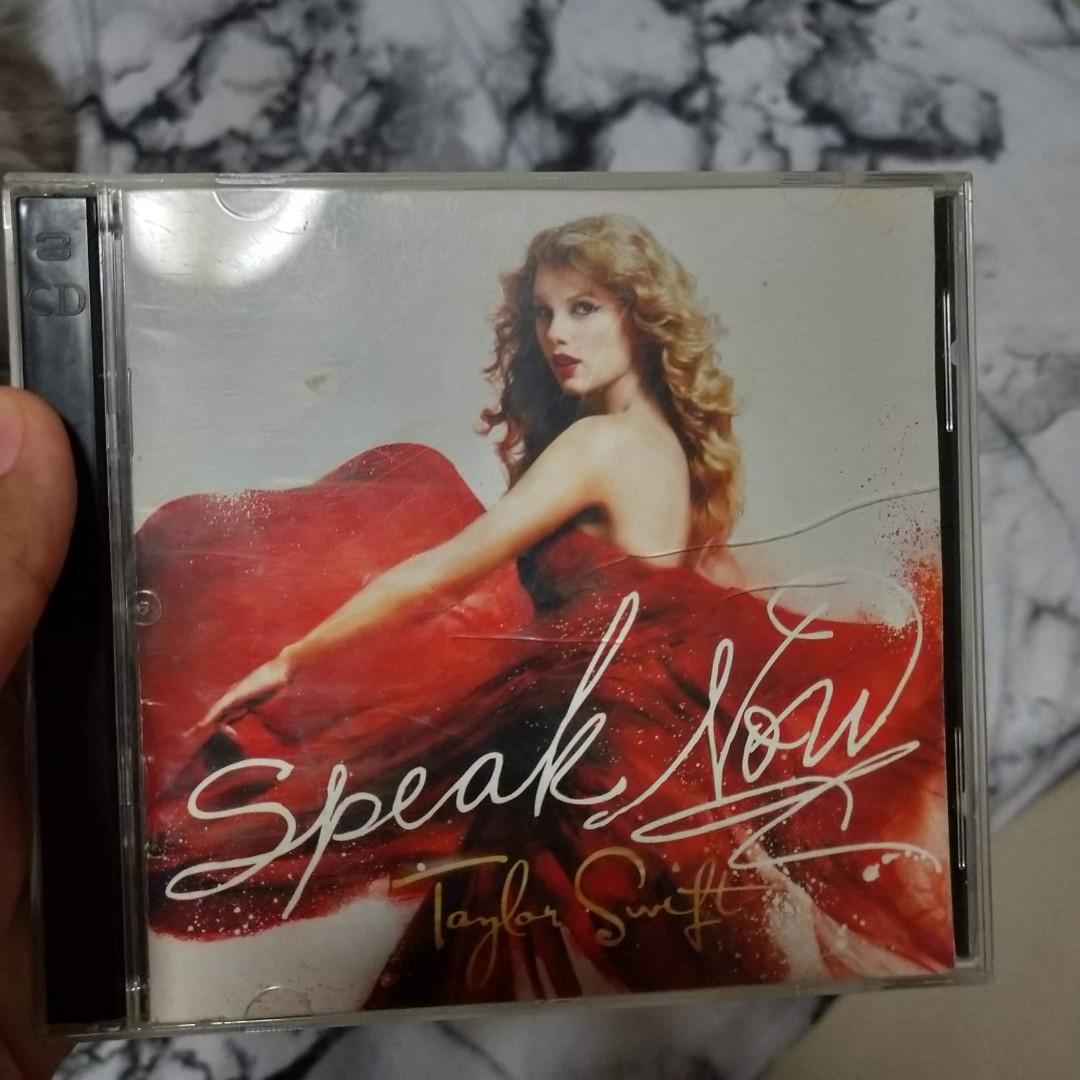 Taylor Swift Deluxe Albums And Merchandise Bundle 1558961614 Df558004 Progressive