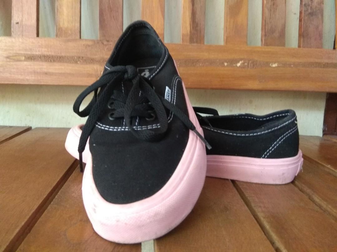 Buy \u003e vans authentic black pink Limit 
