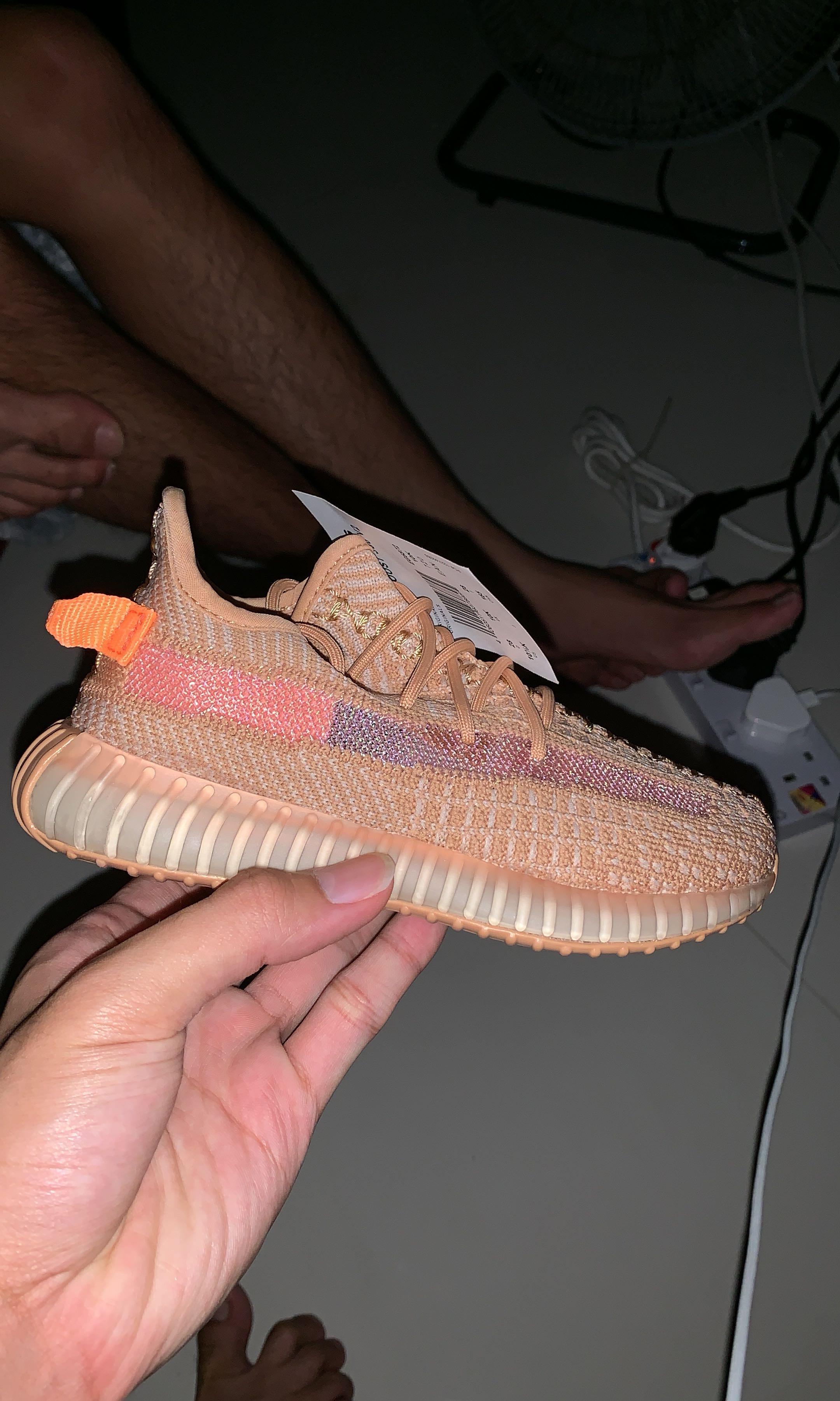 yeezy 350 clay real