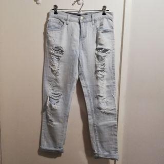 EVERYTHING $3!! Boyfriend jeans
