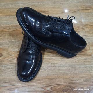 gibson lites shoes | Others | Carousell 