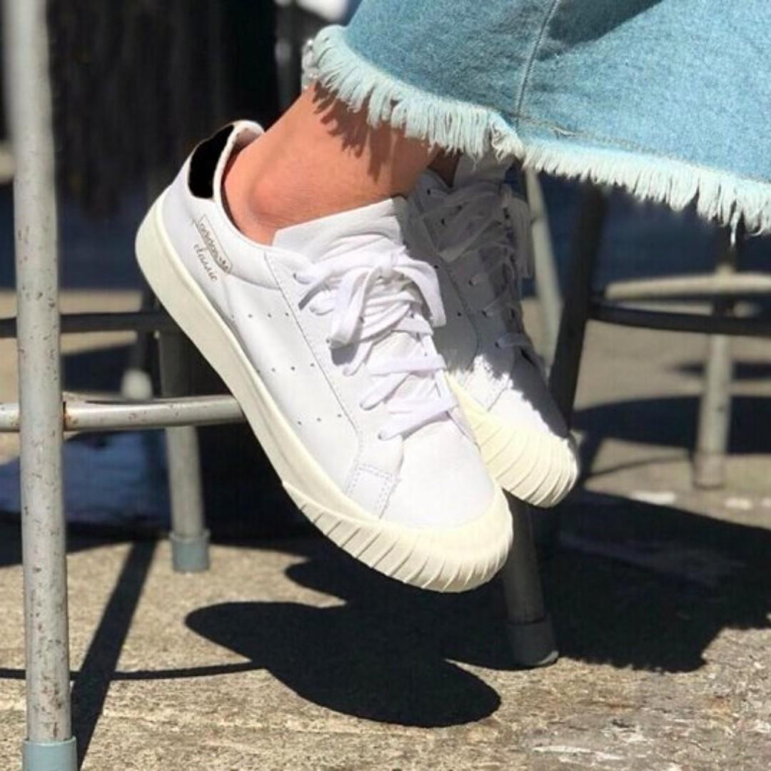 iShoes Adidas Everyn W CQ2042