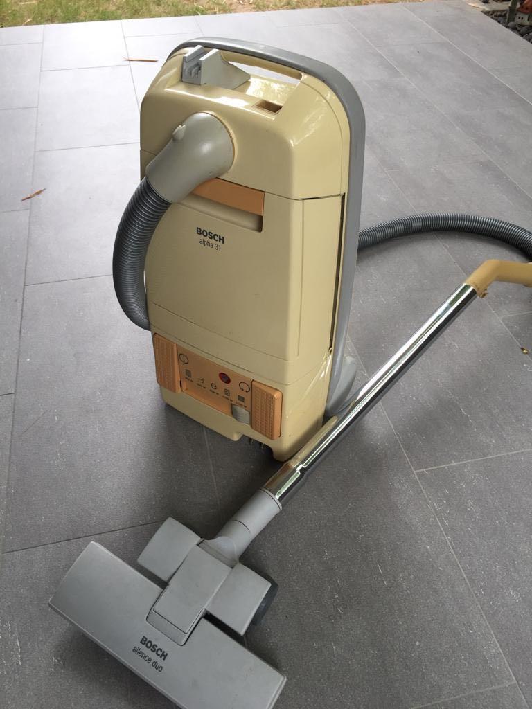Bosch Vacuum Cleaner (made in Germany), TV & Home Appliances, Vacuum