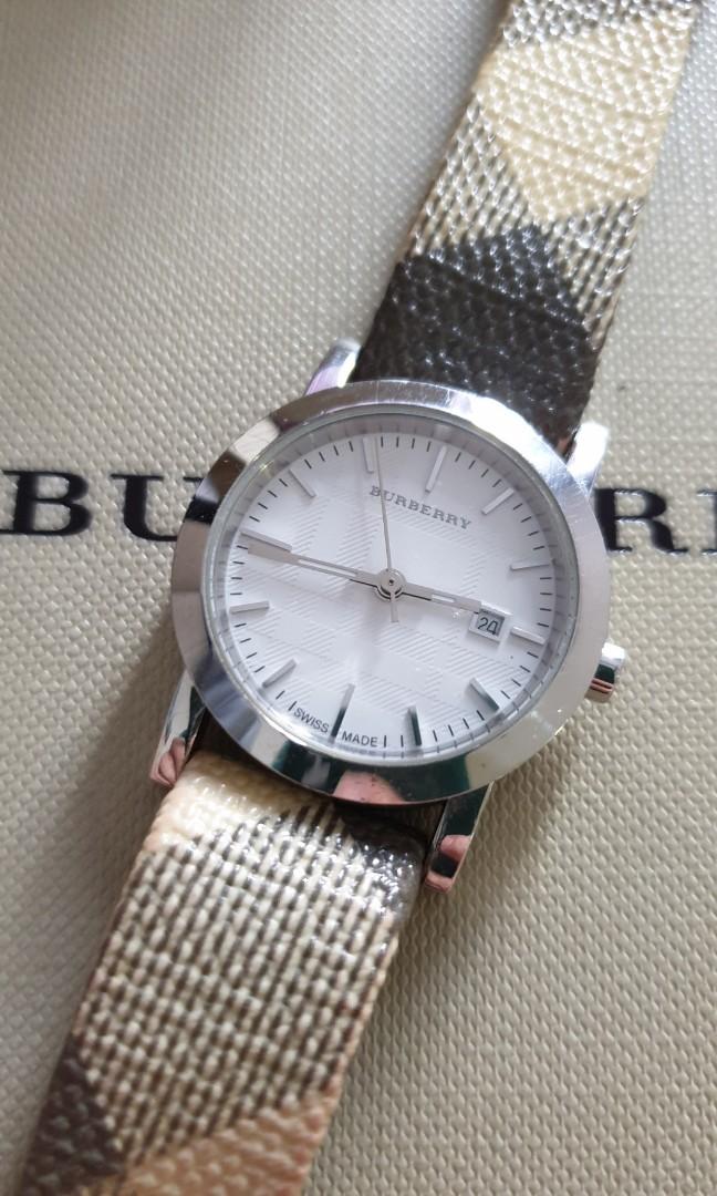 Burberry BU1799 signature dial, Women's Fashion, Watches & Accessories,  Watches on Carousell