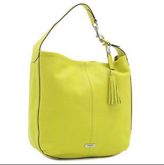 coach avery leather hobo shoulder bag
