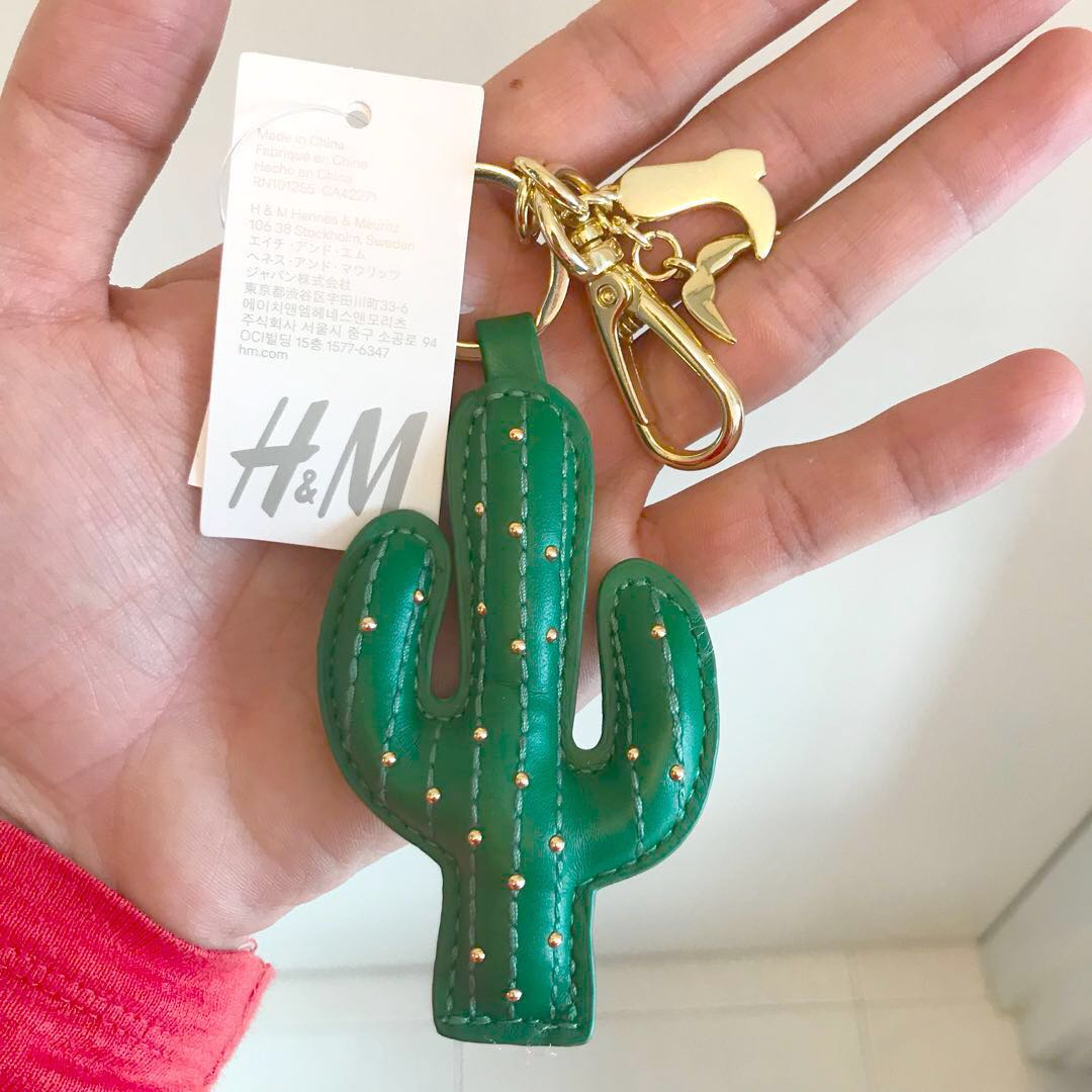 H and online m keychain