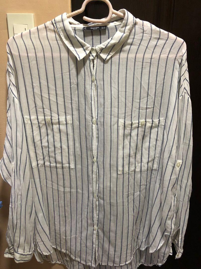 Mango Oversized Polo (Category: Shirts) located in Makati City. Submitted by cbenj (Listing ID 231355474, Image 1). Description: .