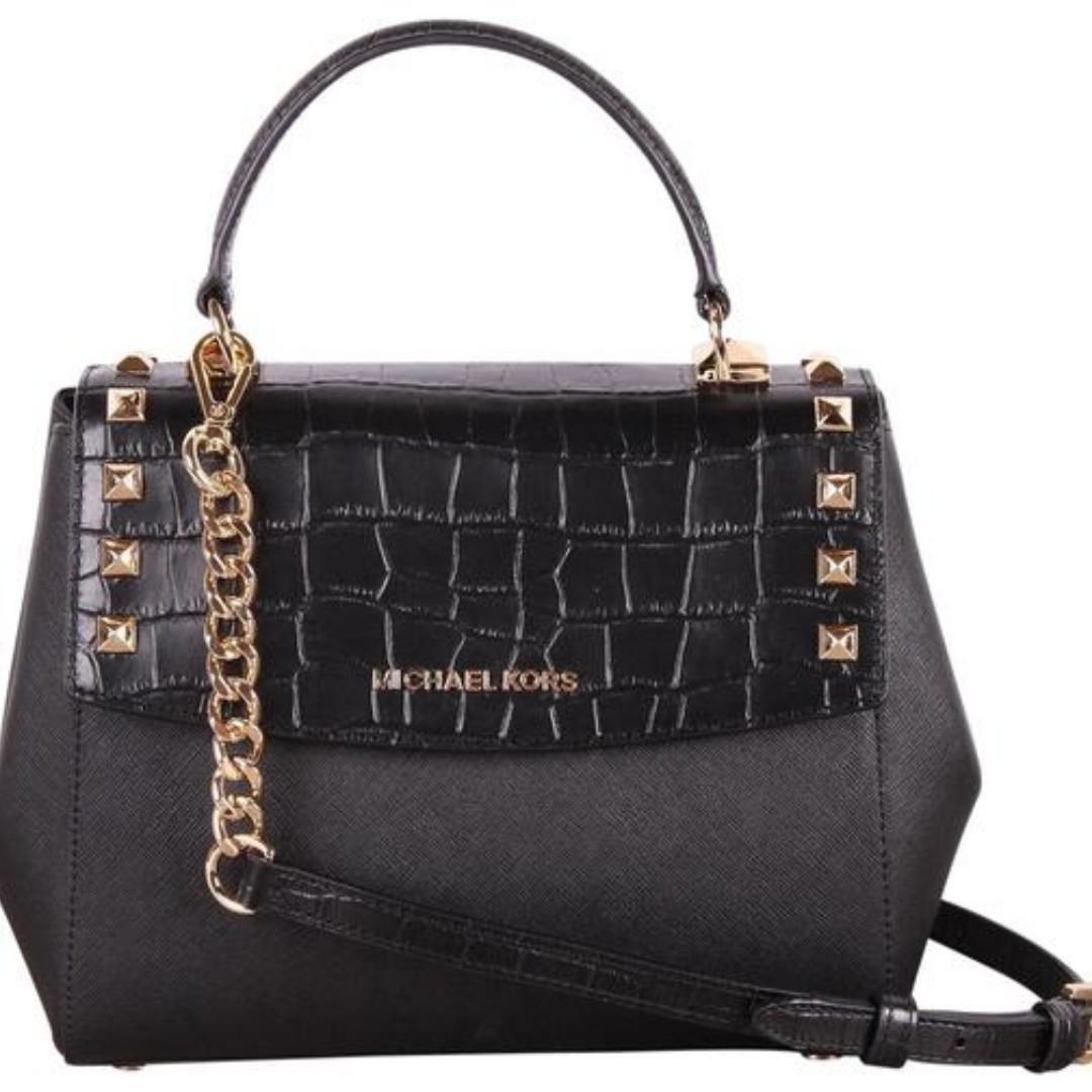 karla michael kors