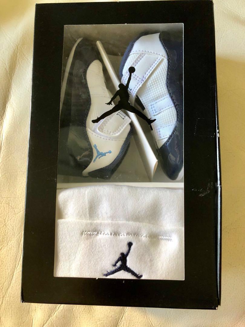 Jordan 11 retro gift pack baby hot sale