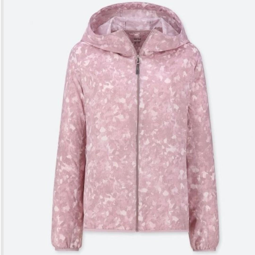 uniqlo pocketable uv cut parka review