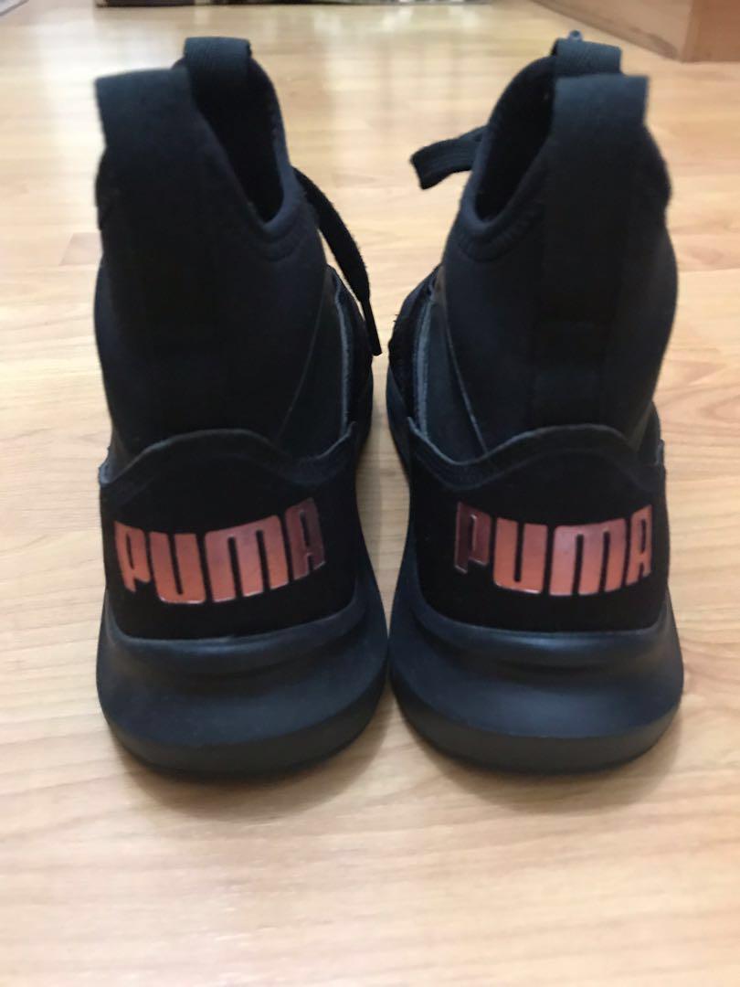Selena gomez deals puma shoes 5k