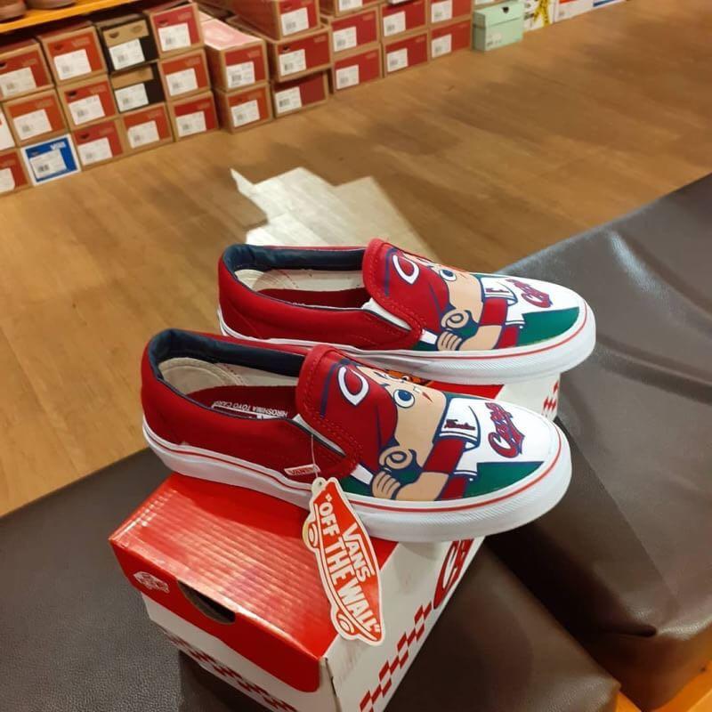 boys red vans shoes