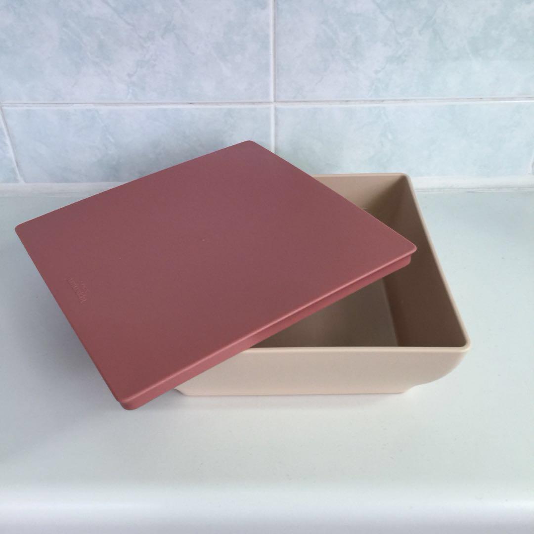 Tupperware Square Box, Furniture & Home Living, Kitchenware & Tableware ...