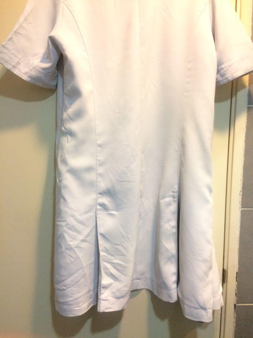 White Clinique Lab Coat Womens Fashion New Undergarments And Loungewear On Carousell 9634