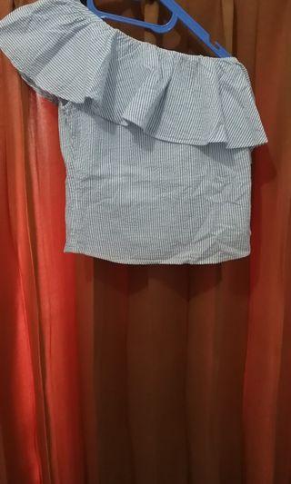 bershka one shoulder #mauthr