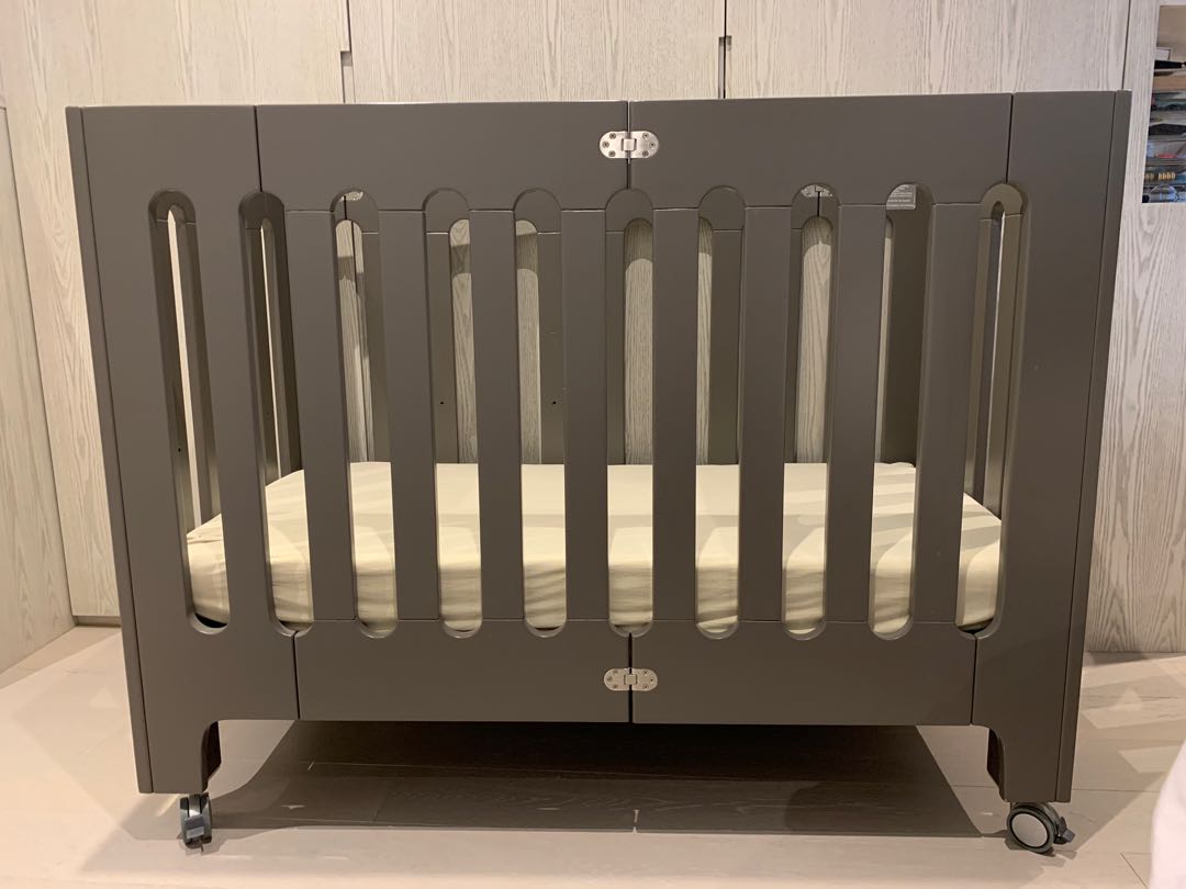 Bloom papa crib clearance