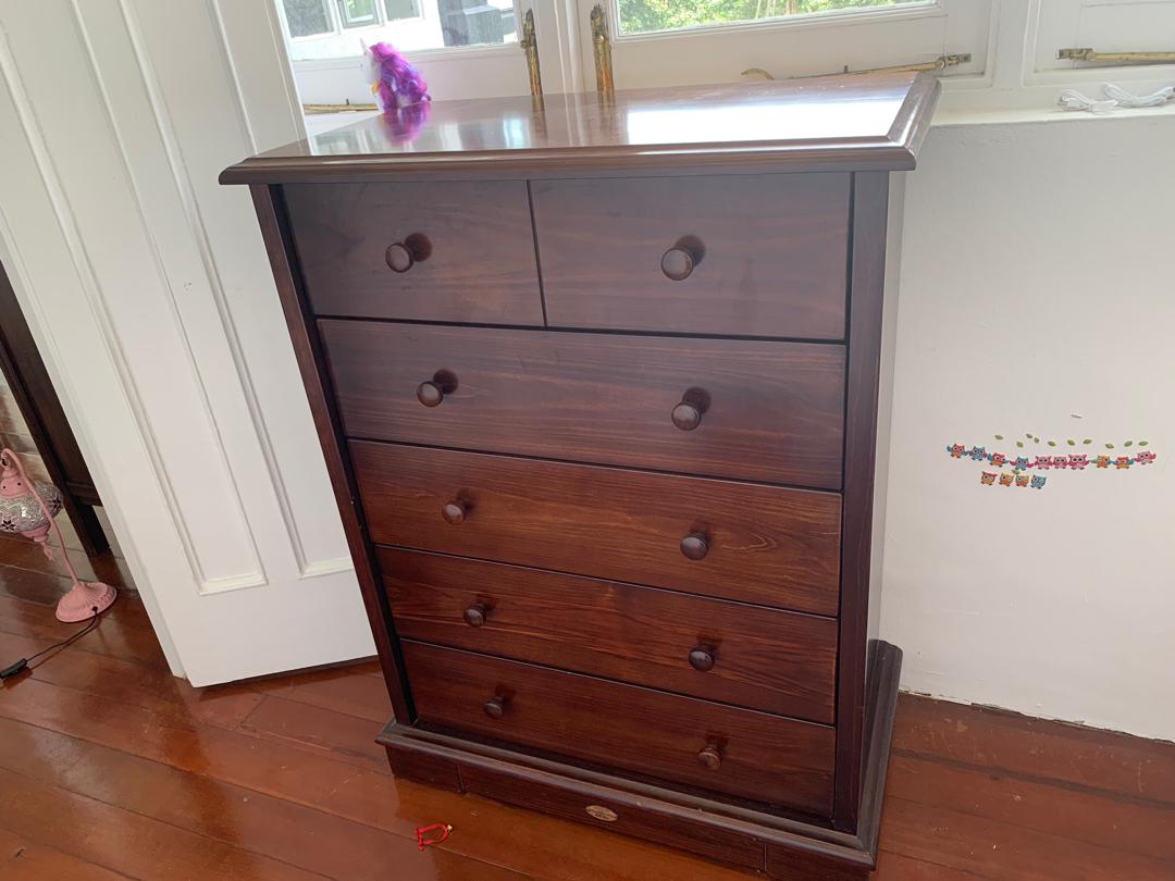 boori bedside table