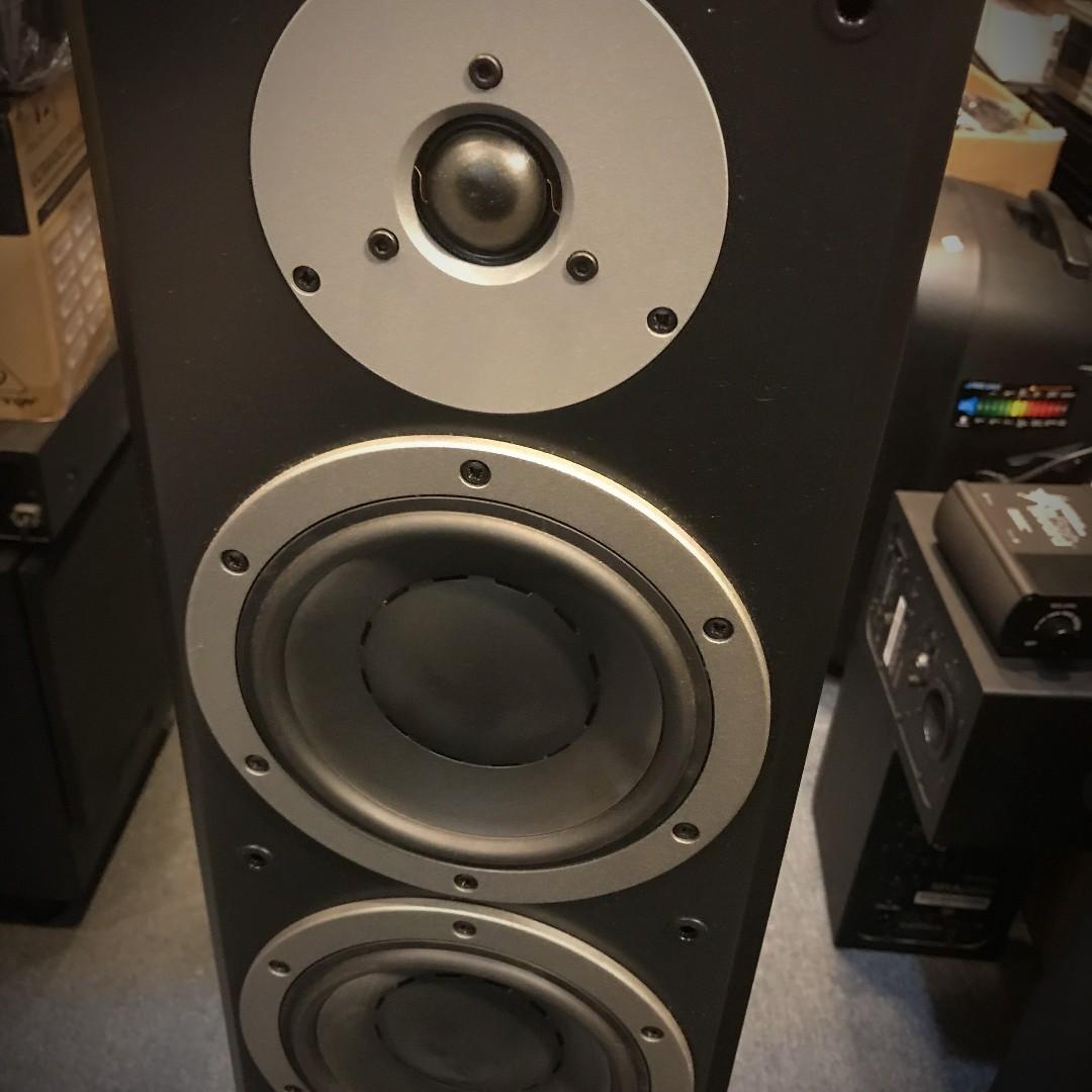 Dynaudio dm center top