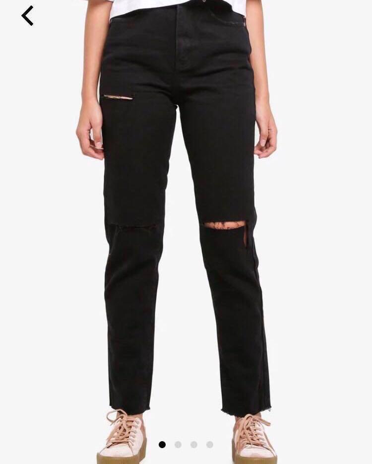 loose ripped mom jeans