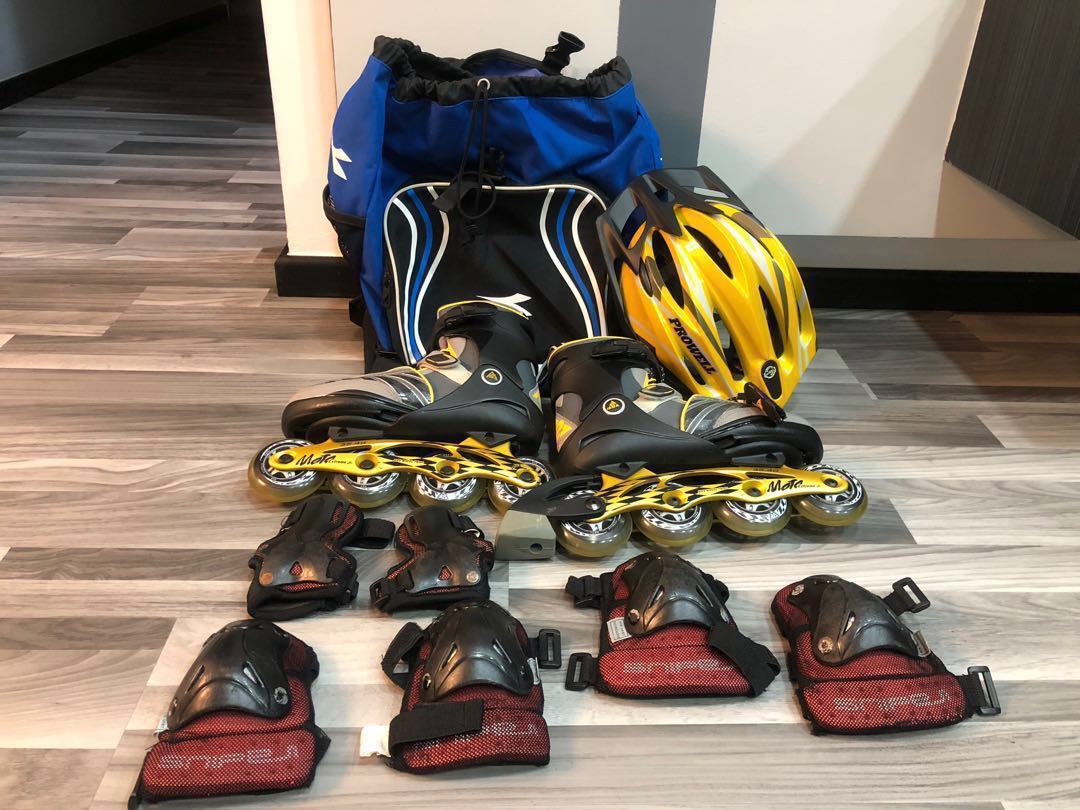 Full set of Roller Blades and Protective Gear for Kids/Teens, Sports