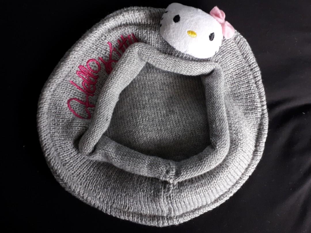 hello kitty beret