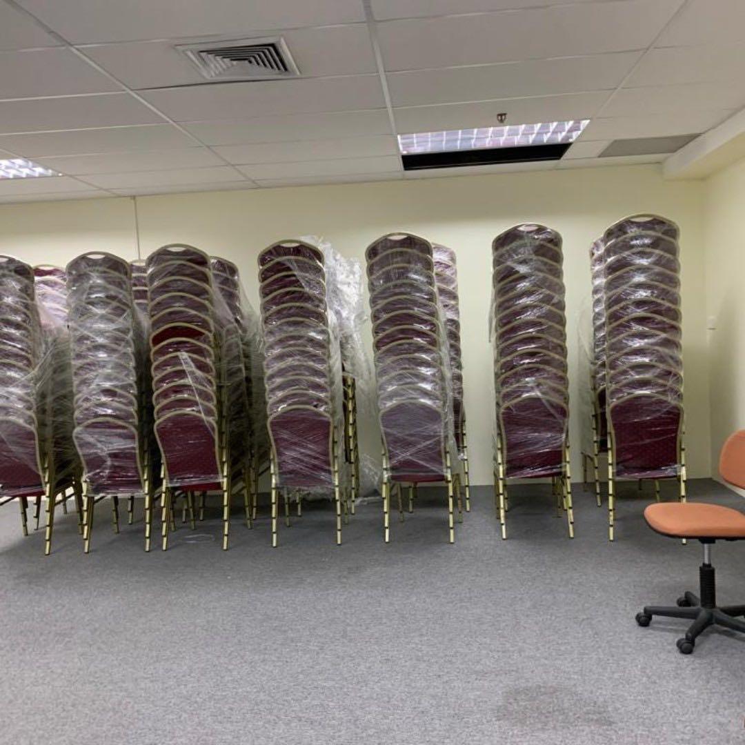 Used hotel banquet on sale chairs for sale