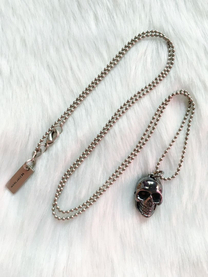 Marc jacobs skull clearance necklace