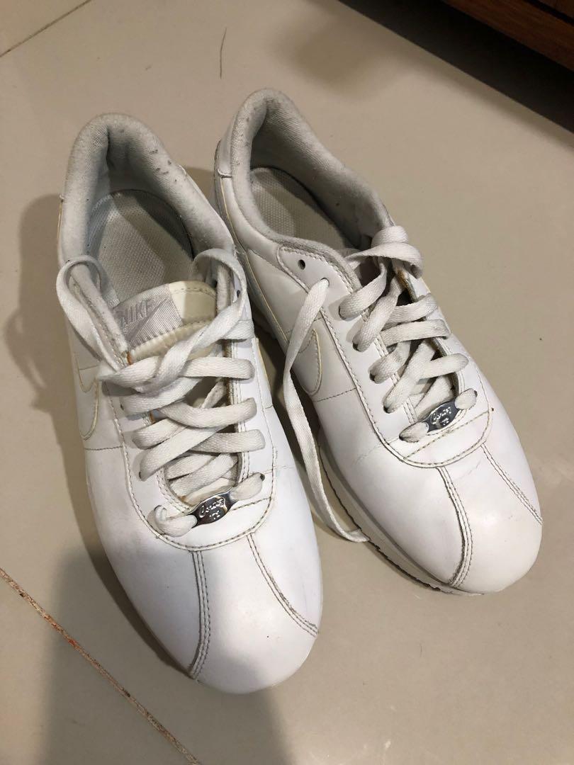 nike cortez quantum