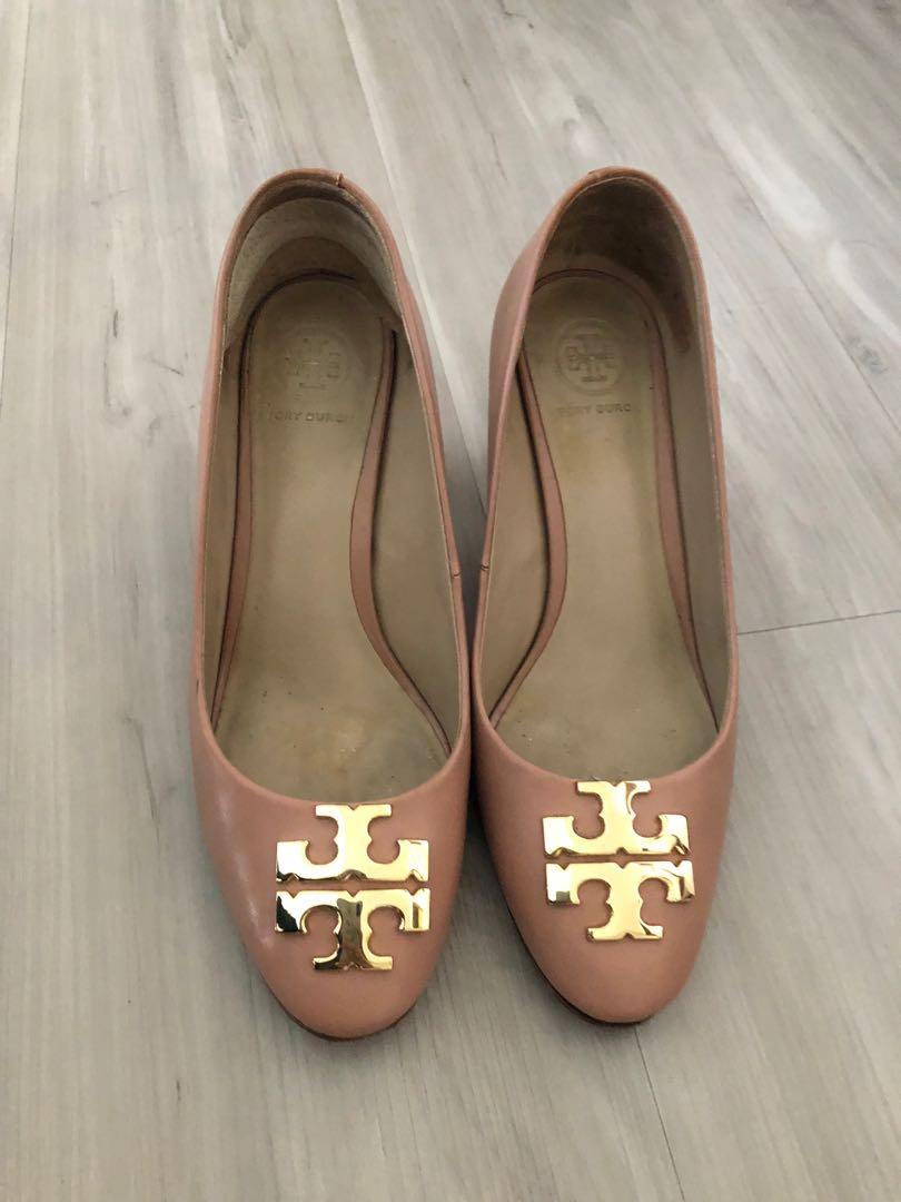 tory burch nude pumps